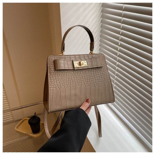 Classic Shoulder Handbag - Image 3